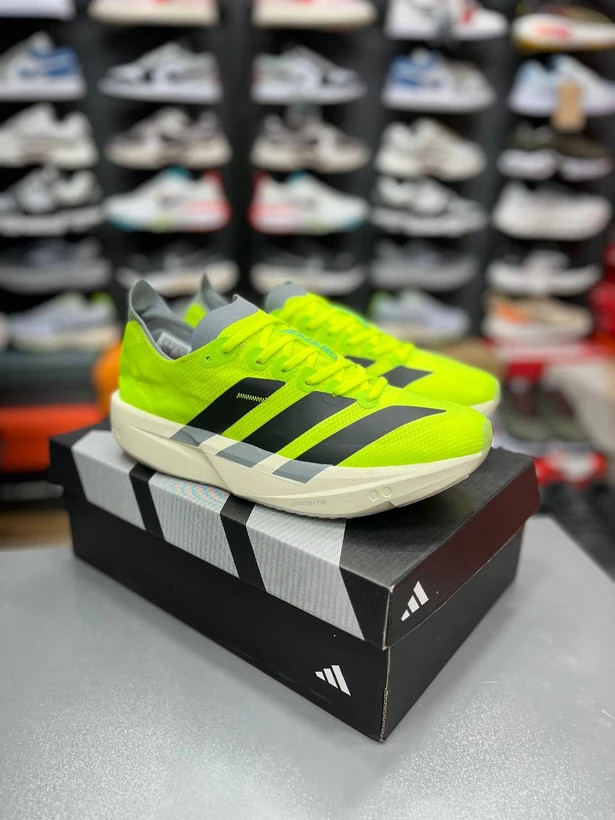 خرید کتونی آدیداس آدیزیرو تاکومی ۱۱ / Adidas Adizero Takumi Sen 11 / ساخت ویتنام وارداتی / سایز40الی ۴۵ / ضمانت کیفیت کالا / فروش تکی و عمده