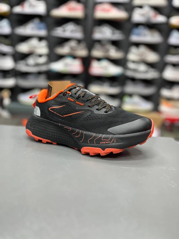 کتونی رانینگ نورث فیس آلتامسا ۵۰۰ / North Face Altamesa 500 / ساخت ویتنام وارداتی / سایز ۴۰ الی ۴۵ / ضمانت کیفیت کالا / فروش تکی و عمده