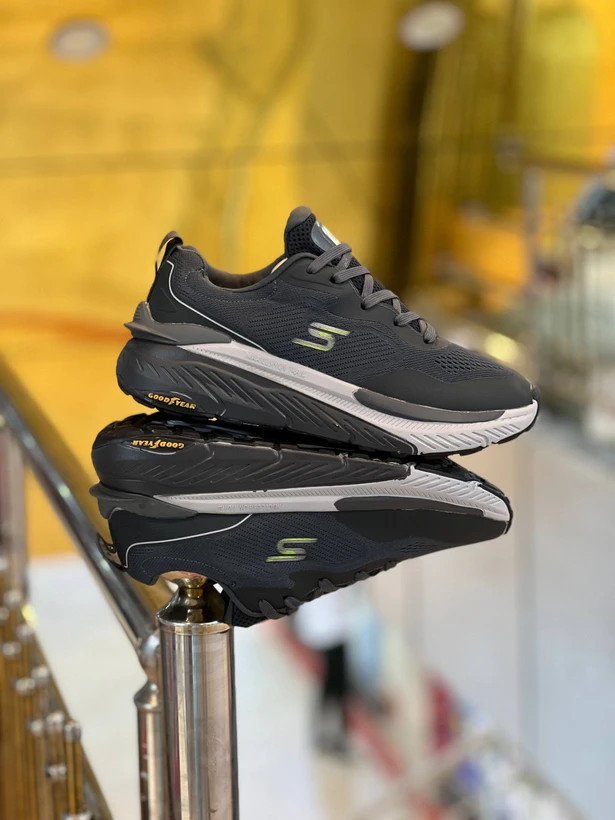 کتونی اسکیچرز پروتکت / Skechers Max Protect Goodyear / ساخت ویتنام وارداتی / سایز ۴۰ الی ۴۵ / بالاترین کیفیت درجه ۱/ضمانت کیفیت کالا/فروش تکی و عمده
