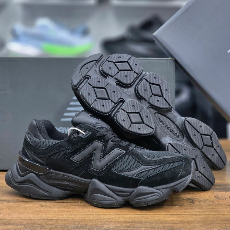 کتونی نیوبالانس ۹۰۶۰ / Newbalance 9060 / پیاده رویی و رانینگ / ساخت ویتنام وارداتی /  سایز ۴۰الی ۴۵ / فروش تکی و عمده / ضمانت کیفیت کالا