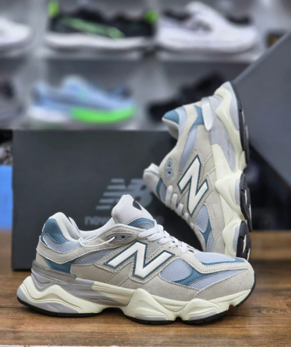 کتونی نیوبالانس ۹۰۶۰ / Newbalance 9060 / پیاده رویی و رانینگ / ساخت ویتنام وارداتی / سایز ۴۰الی ۴۵ / فروش تکی و عمده / ضمانت کیفیت کالا