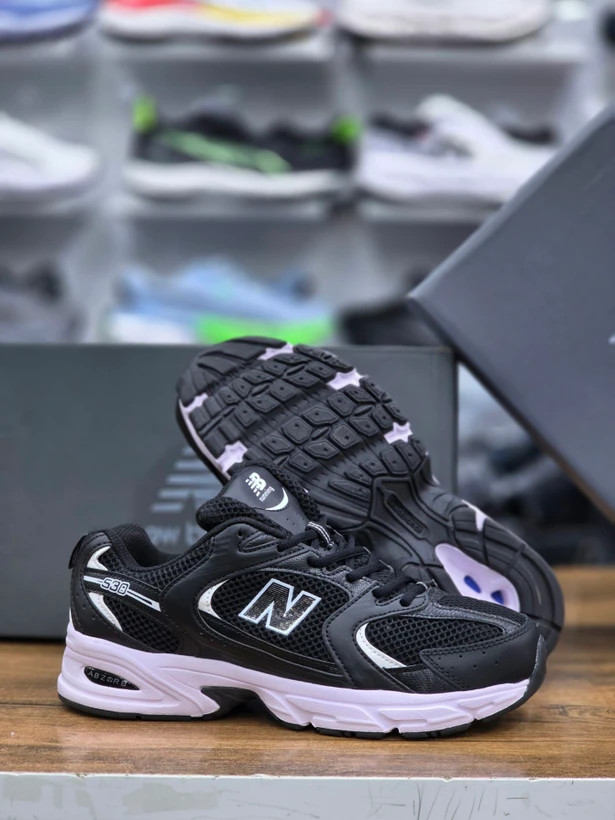 کتونی اسپرت / نیوبالانس ۵۳۰ / Newbalance 530 /پیاده رویی و روزمره/ سایز۳۷ الی ۴۵/ساخت ویتنام وارداتی/ فروش تکی و عمده/ ضمانت کیفیت کالا