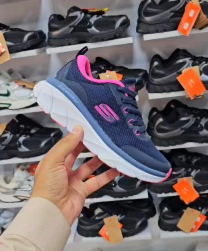 کتونی اسکیچرز / Skechers Gorun Carbon-Infused / ساخت ویتنام وارداتی/ سایز ۳۶ / فروش بصورت تکی و عمده