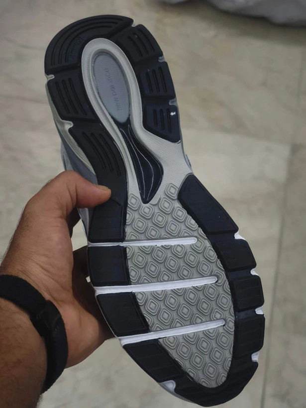 کتونی نیوبالانس ۹۹۰ وی ۶ / Newbalance 990 v6 / لیبل امریکایی / رانینگ و پیاده رویی / سایز ۴۰ الی ۴۵ / ضمانت کیفیت کالا / فروش تکی و عمده