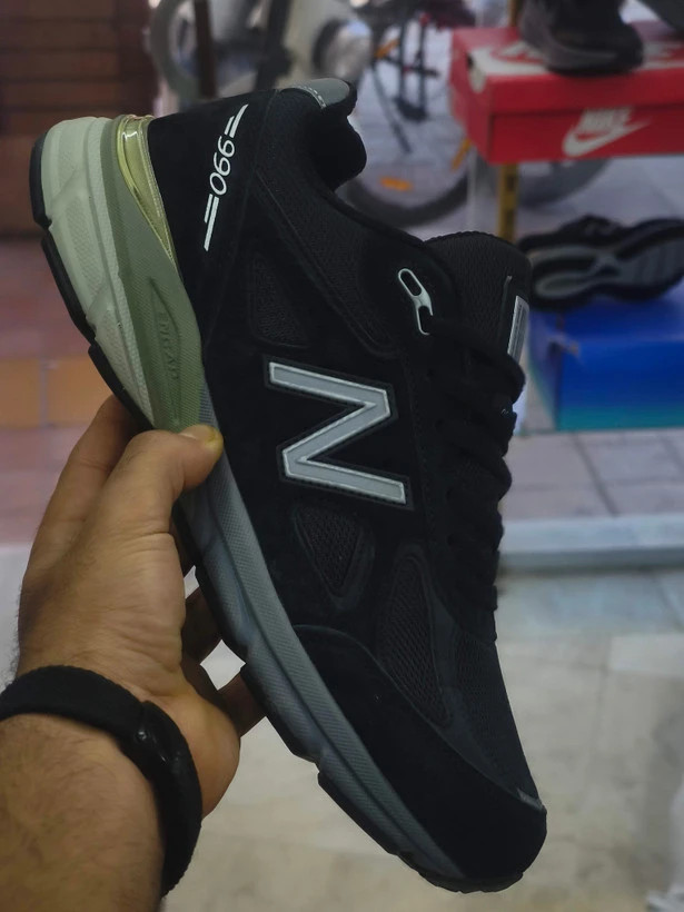 کتونی نیوبالانس ۹۹۰ وی ۶ / Newbalance 990 v6 / لیبل امریکایی / رانینگ و پیاده رویی / سایز ۴۰ الی ۴۵ / ضمانت کیفیت کالا / فروش تکی و عمده
