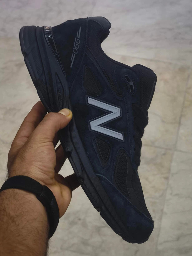 کتونی نیوبالانس ۹۹۰ وی ۶ / Newbalance 990 v6 / لیبل امریکایی / رانینگ و پیاده رویی / سایز ۴۰ الی ۴۵ / ضمانت کیفیت کالا / فروش تکی و عمده