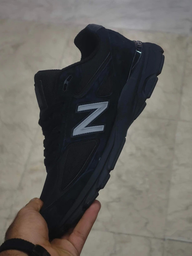 کتونی نیوبالانس ۹۹۰ وی ۶ / Newbalance 990 v6 / لیبل امریکایی / رانینگ و پیاده رویی / سایز ۴۰ الی ۴۵ / ضمانت کیفیت کالا / فروش تکی و عمده
