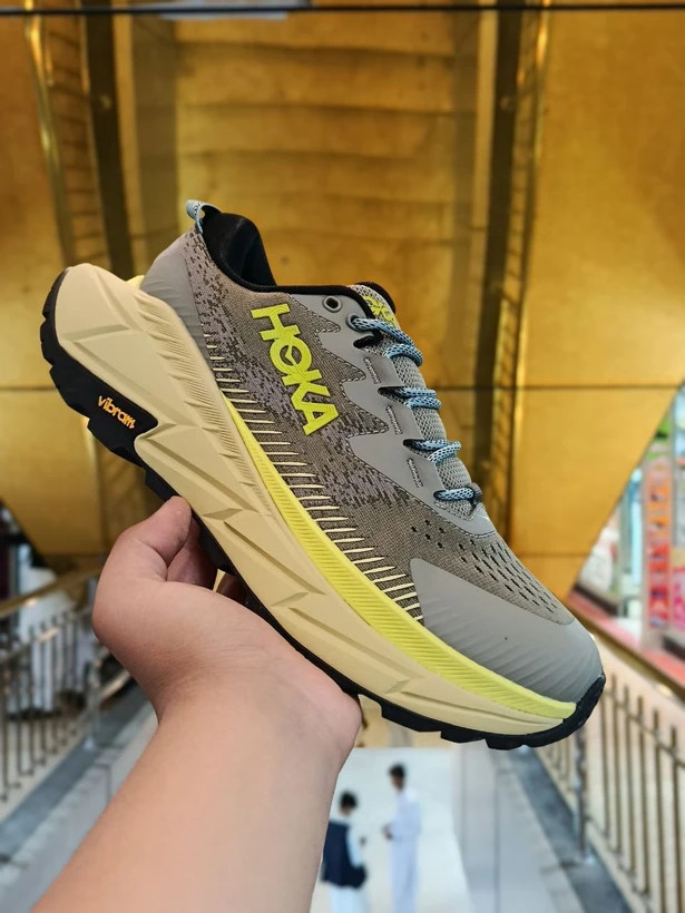 کتونی هوکا وان اسکای لاین / Hoka Skyline / ساخت ویتنام وارداتی / زیره ویبرام ضدسایش / سایز 40 الی4۵ / فروش تکی و عمده / ضمانت کیفیت کالا