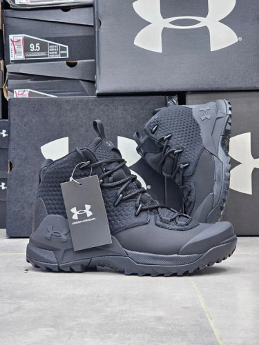نیم بوت آندرارمور گورتکس/Under armour infil hike /ساخت ویتنام/ سایز ۴۲