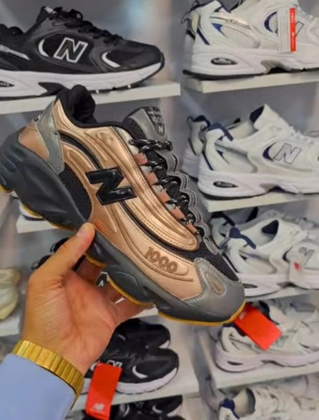 کتونی نیوبالانس ۱۰۰۰/ Newbalance1000 / ساخت ویتنام وارداتی / سایز ۴۰ تا ۴۵ / فروش تکی و عمده / ضمانت کیفیت کالا