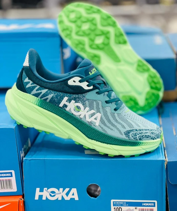 کتونی مسترکوالیتی درجه ۱ هوکا چلنجر آرت ۷ hoka challenger art 7، ساخت ویتنام وارداتی سایز ۴۰الی ۴۵ بالاترین کیفیت بازار ضمانت اصالت کالا