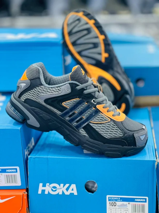 کتونی آدیداس فارماتون/  Adidas Pharmaton / وارداتی ساخت ویتنام /  سایز ۴۰الی۴۵ / ضمانت اصالت کالا / بالاترین کیفیت مسترکوالیتی A / فروش تکی و عمده
