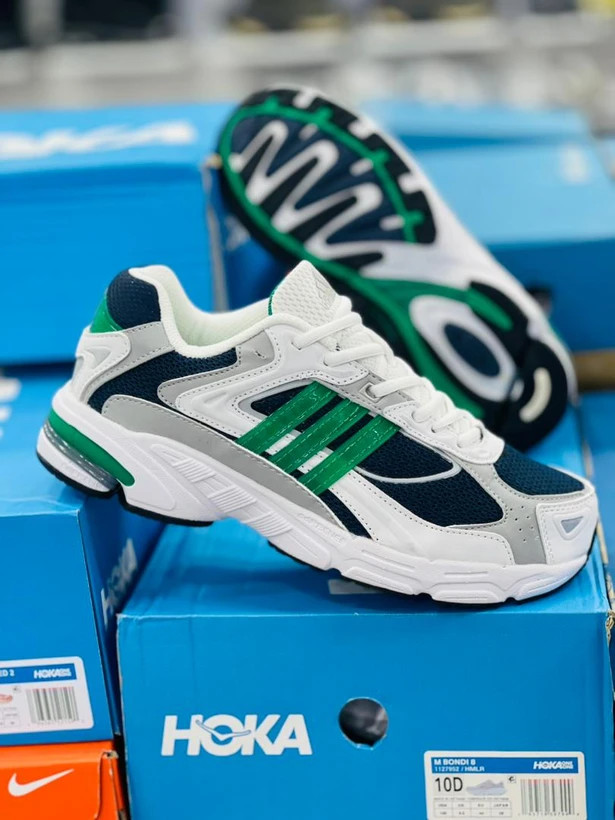 کتونی آدیداس فارماتون/ Adidas Pharmaton / وارداتی ساخت ویتنام / سایز ۴۰الی۴۵ / ضمانت اصالت کالا / بالاترین کیفیت مسترکوالیتی A / فروش تکی و عمده