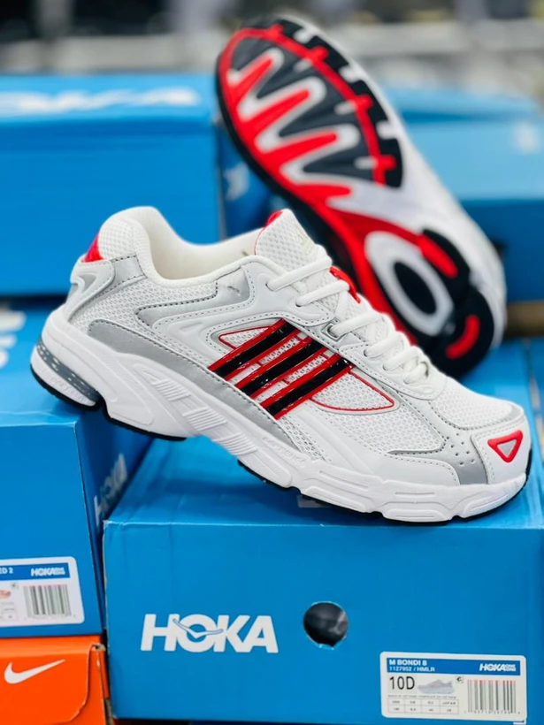 کتونی آدیداس فارماتون/  Adidas Pharmaton / وارداتی ساخت ویتنام /  سایز ۴۰الی۴۵ / ضمانت اصالت کالا / بالاترین کیفیت مسترکوالیتی A / فروش تکی و عمده
