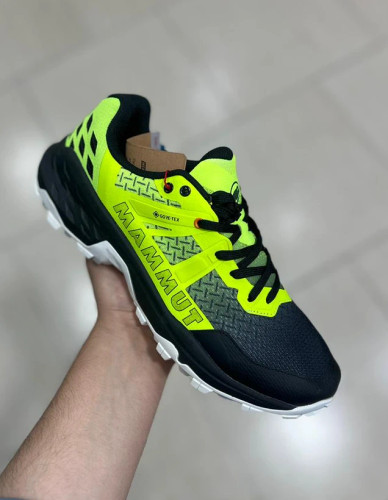 کتونی طبیعتگردی /ماموت ضد آب / Mammut Sertig II Low GTX GORE-TEX / ساخت ویتنام وارداتی / سایز ۴۰ الی ۴۵ / فروش تکی و عمده / ضمانت کیفیت کالا