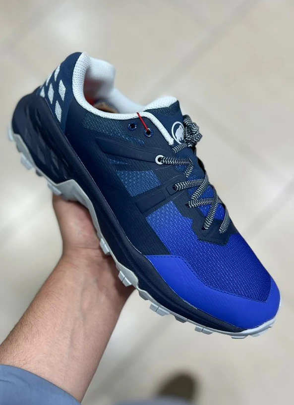 کتونی طبیعتگردی /ماموت ضد آب /  Mammut Sertig II Low GTX GORE-TEX / ساخت ویتنام وارداتی /  سایز ۴۰ الی ۴۵ /  فروش تکی و عمده /  ضمانت کیفیت کالا