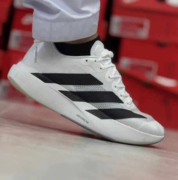 کتونی رانینگ / آدیداس آدی‌ زیرو لایت‌ استرایک پرو / Adidas Adizero Lightstrike Pro / ساخت ویتنام وارداتی /  سایز ۴۰ الی ۴۵ / فروش تکی و عمده / ضمانت کیفیت کالا