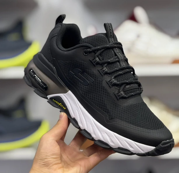 کتونی اسکیچرز پروتکت / Skechers Max Protect Goodyear / ساخت ویتنام وارداتی /  سایز ۴۰ الی ۴۵ /  بالاترین کیفیت درجه ۱/ضمانت کیفیت کالا/فروش تکی و عمده