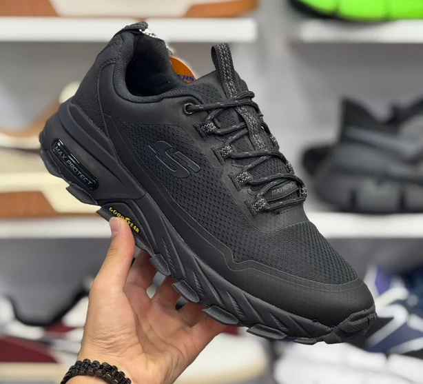 کتونی اسکیچرز پروتکت / Skechers Max Protect Goodyear / ساخت ویتنام وارداتی /  سایز ۴۰ الی ۴۵ /  بالاترین کیفیت درجه ۱/ضمانت کیفیت کالا/فروش تکی و عمده
