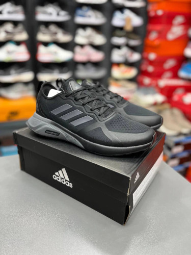 کتونی آدیداس کلود فوم / Adidas Cloudfoam/ ساخت ویتنام وارداتی/ تریل رانینگ / سایز ۳۷الی ۴۵ / فروش تکی و عمده / ضمانت اصالت کالا / بالاترین کیفیت درجه ۱