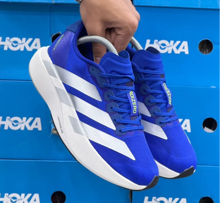 کتونی آدیداس آدیزیرو / Adidas Adizero EVO SL/ ساخت ویتنام وارداتی / سایز 40 الی ۴۵ / ضمانت کالا / فروش تکی و عمده / بالاترین کیفیت مسترکوالیتی A