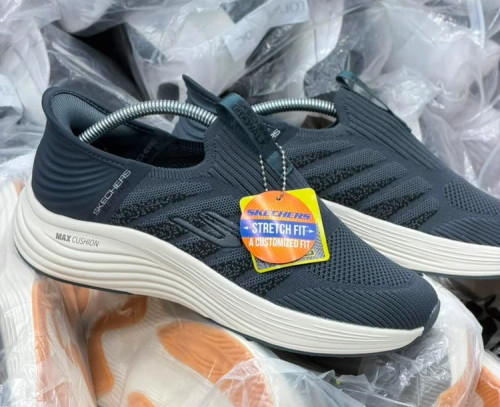 کتونی اسکیچرز اسلیپ اینزگو والک/Skechers GOwalk Slip-ins/ساخت ویتنام وارداتی فروش عمده و تک/سایز ۴۰ تا۴۵ ضمانت کیفیت کالا