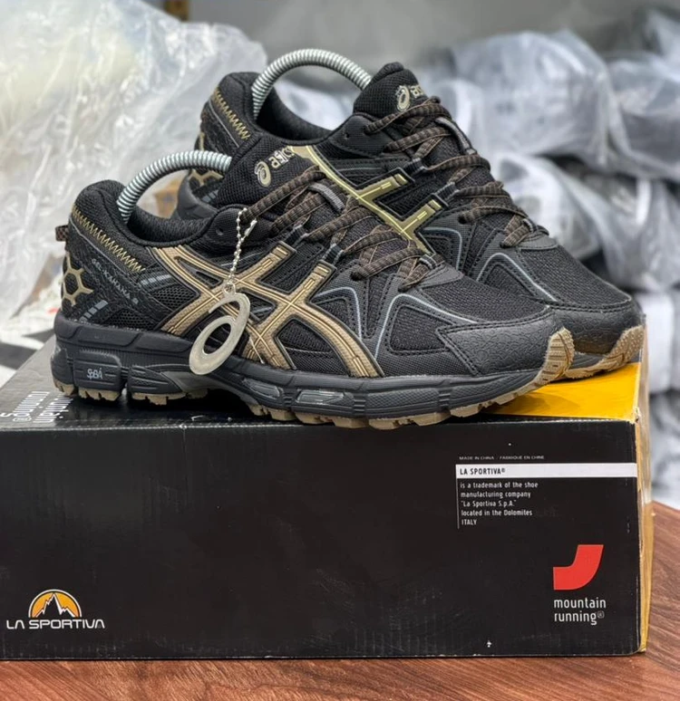 کتونی اسیکس کاهانا asics kahana 8  / ۸ /  ساخت ویتنام وارداتی  / سایز۴۰ الی ۴۵ /  فروش تکی و عمده / ضمانت کیفیت کالا