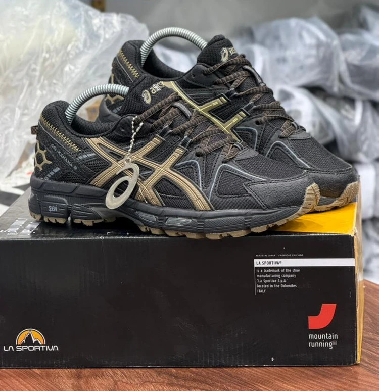 کتونی اسیکس کاهانا asics kahana 8 / ۸ / ساخت ویتنام وارداتی / سایز۴۰ الی ۴۵ / فروش تکی و عمده / ضمانت کیفیت کالا