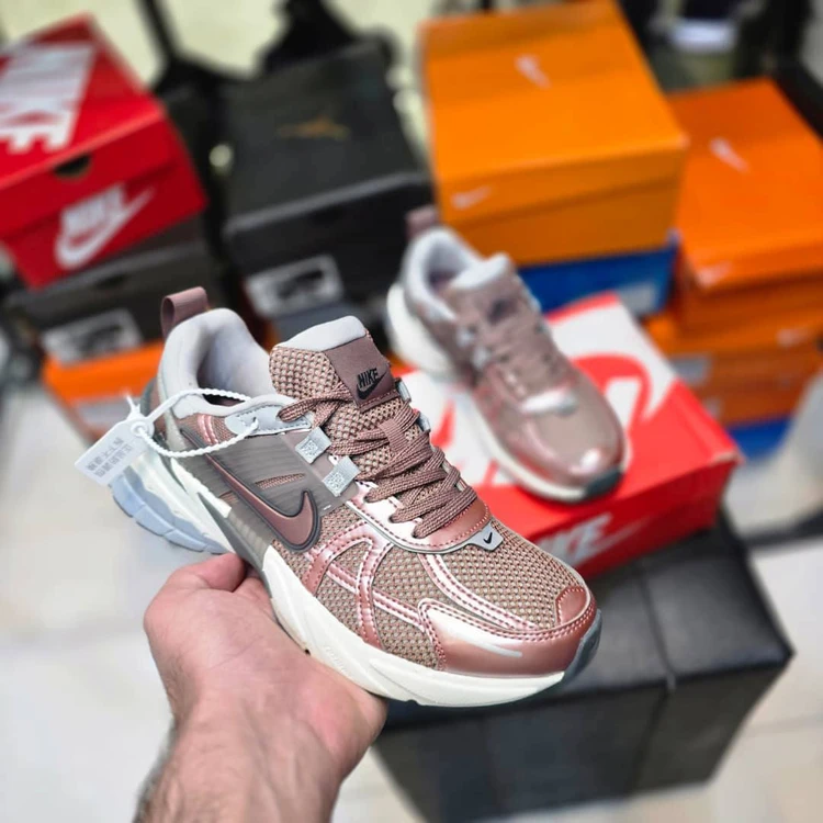 کتونی ست جذاب /  نایک وی تو کی /  Nike V2k Run /سایز 37الی۴0 / ساخت ویتنام وارداتی /  فروش تکی و عمده / ضمانت کیفیت کالا