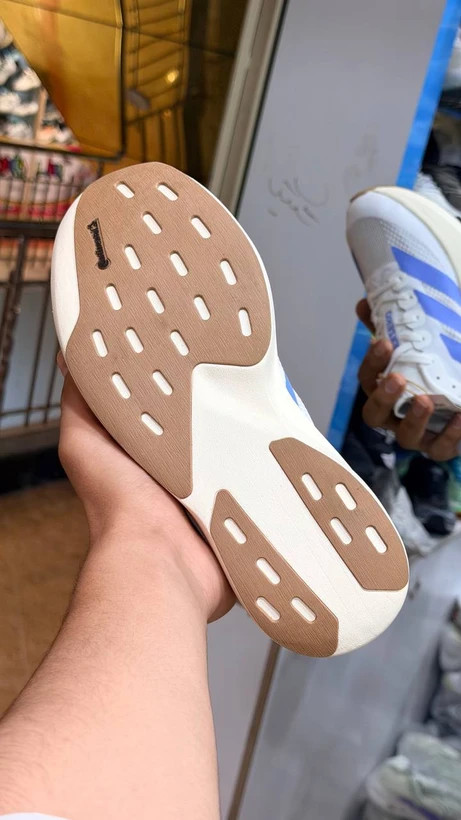 کتونی آدیداس آدیزیرو / Adidas Adizero EVO SL/ ساخت ویتنام وارداتی / سایز 40 الی ۴۵ / ضمانت کالا / فروش تکی و عمده / بالاترین کیفیت مسترکوالیتی A
