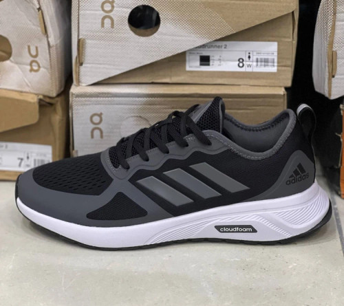 کتونی آدیداس کلود فوم / Adidas Cloudfoam/ ساخت ویتنام وارداتی/ تریل رانینگ / سایز ۴۰ الی ۴۵ / فروش تکی و عمده / ضمانت اصالت کالا / بالاترین کیفیت درجه ۱