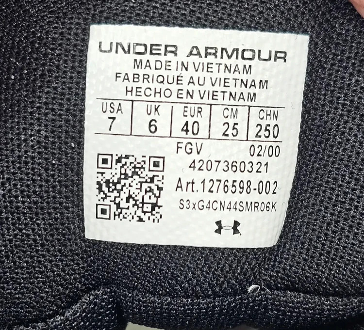 بوت آندرارمور / مدل هاورداون ضد آب / Under armor hovr / ساخت ویتنام وارداتی / بالاترین کیفیت / سایز۴۰الی ۴۵ / فروش تکی و عمده / ضمانت کیفیت کالا /