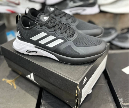 کتونی آدیداس کلود فوم / Adidas Cloudfoam/ ساخت ویتنام وارداتی/ تریل رانینگ / سایز ۴۳ الی ۴۸ / فروش تکی و عمده / ضمانت اصالت کالا / بالاترین کیفیت درجه ۱