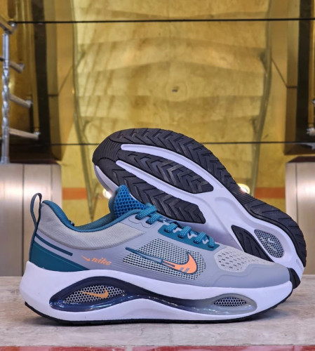 کتونی مردانه نایک ایر زوم وینفلو ۲/Nike Air Zoom Winflo 2/سایز ۴۰ الی ۴۵ ساخت ویتنام وارداتی جعبه بارکد دار/ تضمین اصالت کالا/بالاترین کیفیت درجه ۱