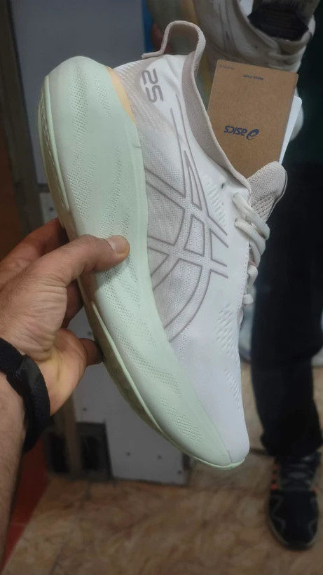 کتونی اسیکس ژل نیمباس ۲۵ / مسترکوالیتی / Asics Gel Nimbus 25 / ساخت وارداتی ویتنام / سایز ۴۰ تا ۴۵ /پایین ترین قیمت در ایران / ضمانت کیفیت کالا