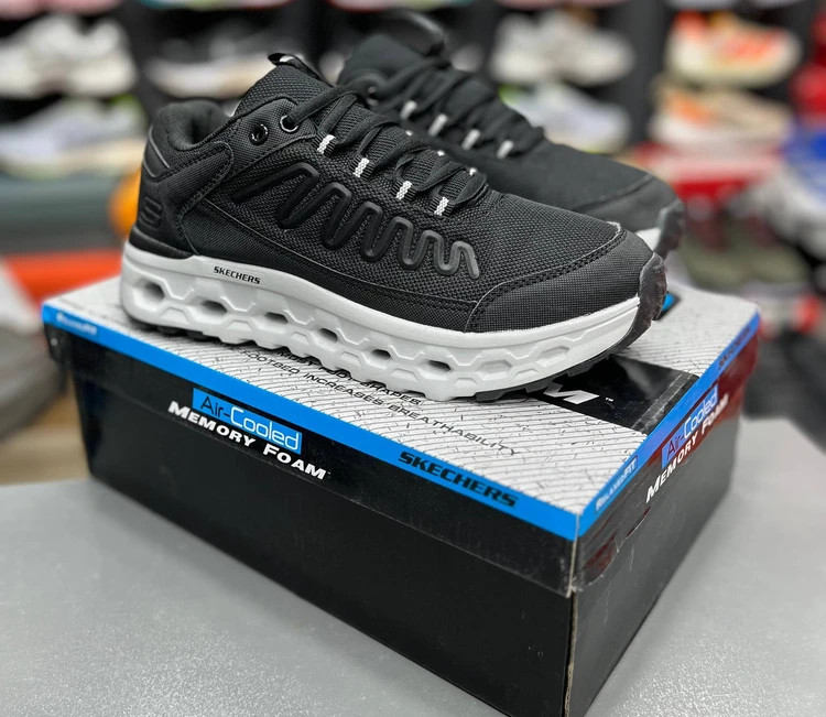 کتونی اسکیچرز گو والک مسترکوالیتی / Skechers Go Walk / ساخت ویتنام وارداتی / سبک و طبی و راحت / سایز۴۰ الی ۴۵ / فروش تکی و عمده / ضمانت اصالت کالا / بالاترین کیفیت درجه ۱