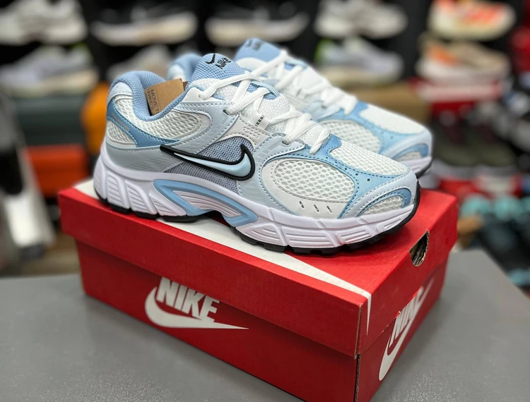 کتونی نایک وی فایو کی Nike v5k run / ساخت ویتنام وارداتی سایز 37 الی 40/ضمانت کیفیت کالا/فروش تکی و عمده