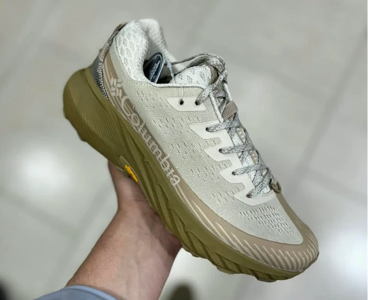 کتونی مسترکوالیتی کلمبیا /Columbia GORE-TEX Vietnam/سایز ۴۰ الی ۴۵ / ساخت ویتنام وارداتی / زیره ویبرام رویه گورتکس / ضمانت کیفیت کالا