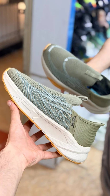 کتونی اسکیچرز اسلیپ اینزگو والک/Skechers GOwalk Slip-ins/ساخت ویتنام وارداتی فروش عمده و تک/سایز ۴۰ تا۴۵ ضمانت کیفیت کالا