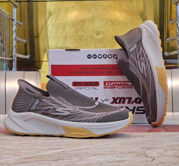 کتونی اسکیچرز اسلیپ اینزگو والک/Skechers GOwalk Slip-ins/ساخت ویتنام وارداتی فروش عمده و تک/سایز ۴۰ تا۴۵ ضمانت کیفیت کالا