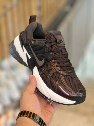 کتونی ست جذاب / نایک وی تو کی / Nike V2k Run /سایز 37الی۴۵ / ساخت ویتنام وارداتی / فروش تکی و عمده / ضمانت کیفیت کالا