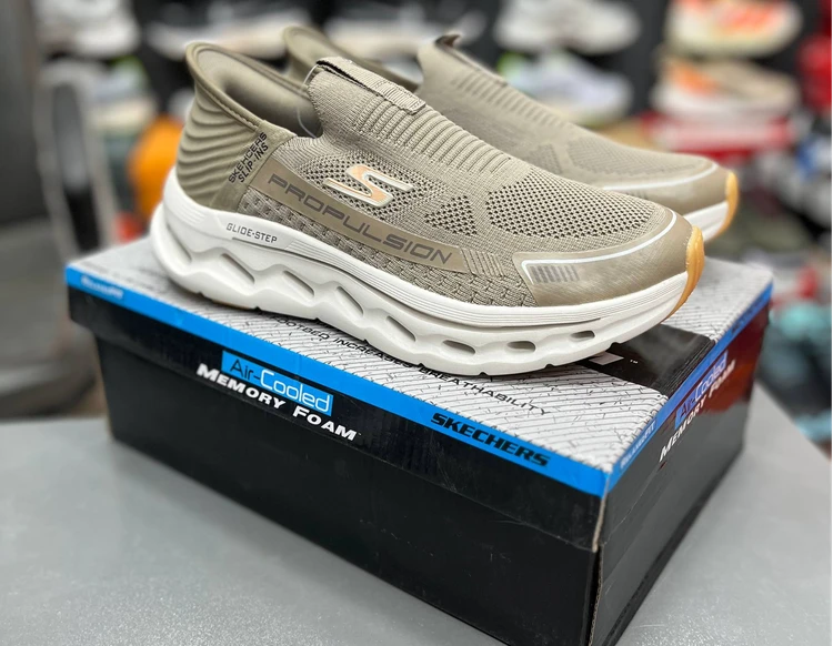 کتونی اسکیچرز پروپلاسیون مسترکوالیتی / Skechers Propulsion / ساخت ویتنام وارداتی / سایز۴۰ الی ۴۵ / فروش تکی و عمده / ضمانت کیفیت کالا