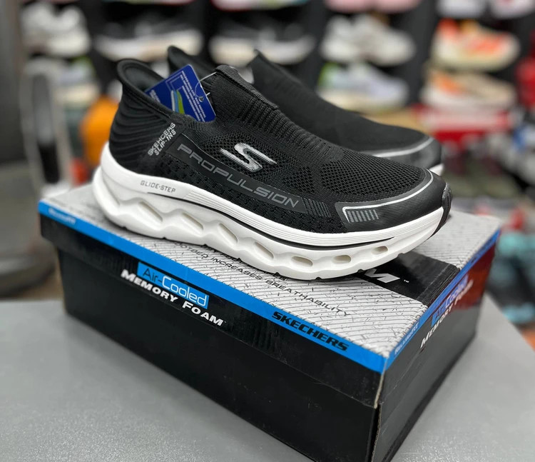 کتونی اسکیچرز پروپلاسیون مسترکوالیتی / Skechers Propulsion / ساخت ویتنام وارداتی / سایز۴۰ الی ۴۵ / فروش تکی و عمده / ضمانت کیفیت کالا