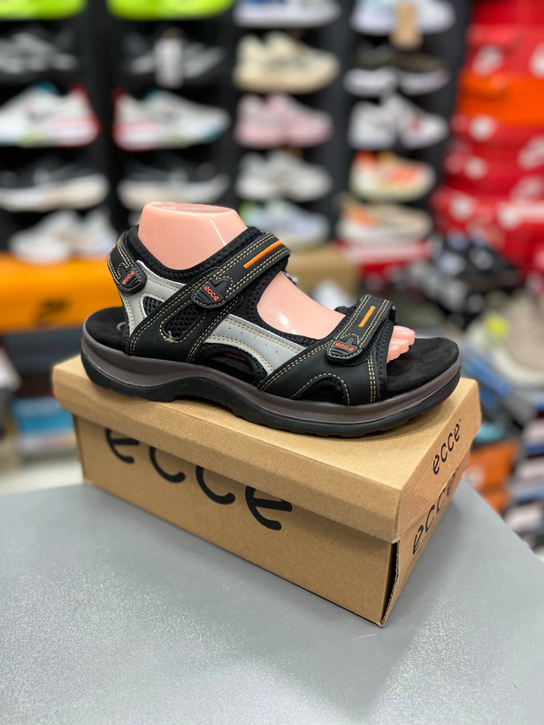 صندل اکو / Ecco Sandals /ساخت ویتنام وارداتی / زیره طبی نرم / سایز ۳۷الی ۴۴ست / زیبا زنانه و مردانه / فروش تکی و عمده / ضمانت کیفیت کالا