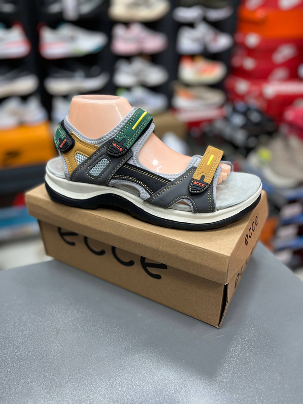 صندل اکو / Ecco Sandals /ساخت ویتنام وارداتی / زیره طبی نرم / سایز ۳۷الی ۴۴ست / زیبا زنانه و مردانه / فروش تکی و عمده / ضمانت کیفیت کالا