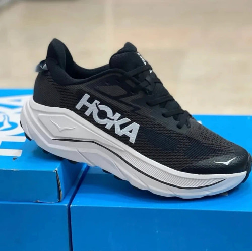 کتونی هوکا چلنجر۸ مسترکوالیتی / hoka challenger 8 / ساخت ویتنام وارداتی / سایز ۴۰الی ۴۵ / بالاترین کیفیت بازار / ضمانت اصالت کالا