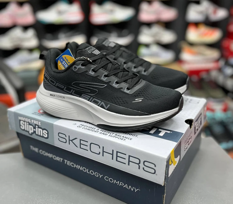 کتونی اسکیچرز مکس کوشن پروپالشن /  Skechers Max Cushioning Propulsion / وارداتی ساخت ویتنام / سایز ۴۰ الی ۴۵ / فروش تکی و عمده / ضمانت و کیفیت کالا