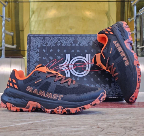 کتونی طبیعتگردی /ماموت ضد آب / Mammut Sertig II Low GTX GORE-TEX / ساخت ویتنام وارداتی / سایز ۴۰ الی ۴۵ / فروش تکی و عمده / ضمانت کیفیت کالا