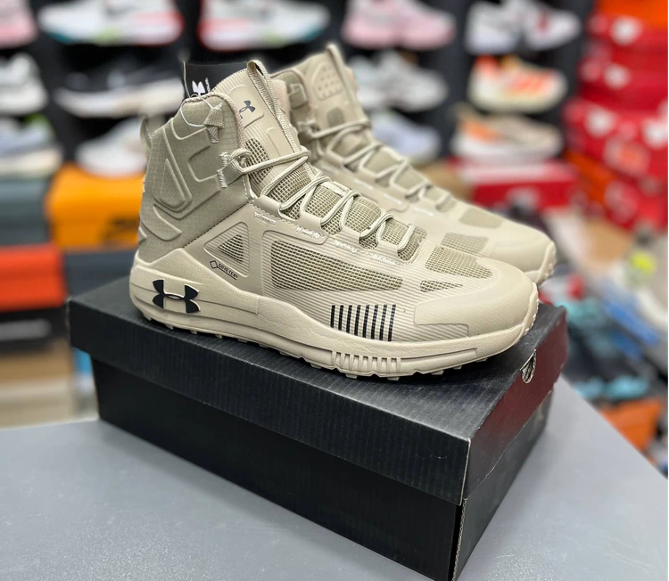 بوت آندرارمور ضد آب / Under Armor Spawn 6 Mid / ساخت ویتنام وارداتی / بالاترین کیفیت /  سایز۴۰الی ۴۵ / فروش تکی و عمده ضمانت / اصالت کالا