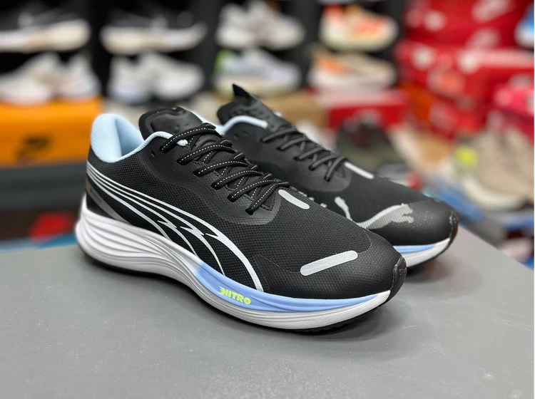 کتونی پوما نیترو گورتکس /  Puma ForeverRun NITRO Gore-Tex /  ساخت ویتنام وارداتی /  سایز۴۰ الی ۴۵ /  فروش تکی و عمده /  ضمانت کیفیت کالا